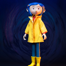 Coraline 40CM SuperSize Vinyl Figure – Limited Edition Super7