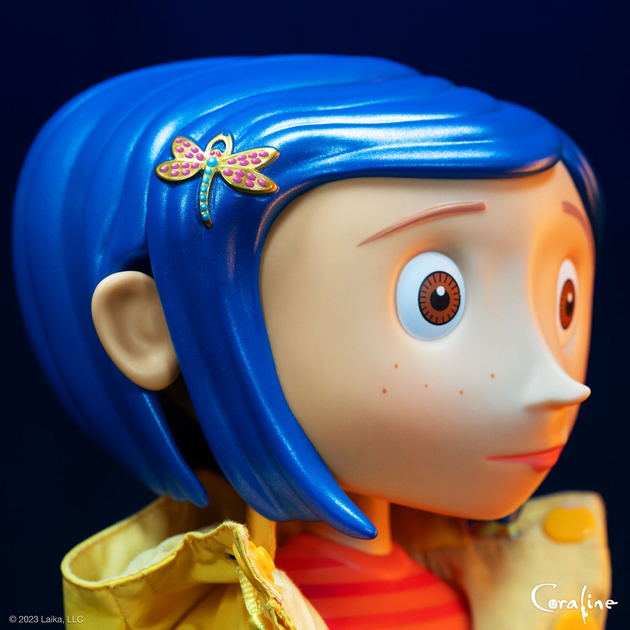 Coraline 40CM SuperSize Vinyl Figure – Limited Edition Super7