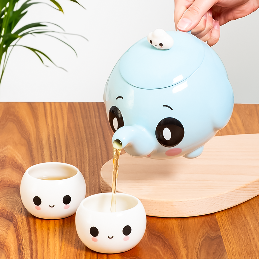 FRIENDSWITHYOU - BAE X CASE STUDYO