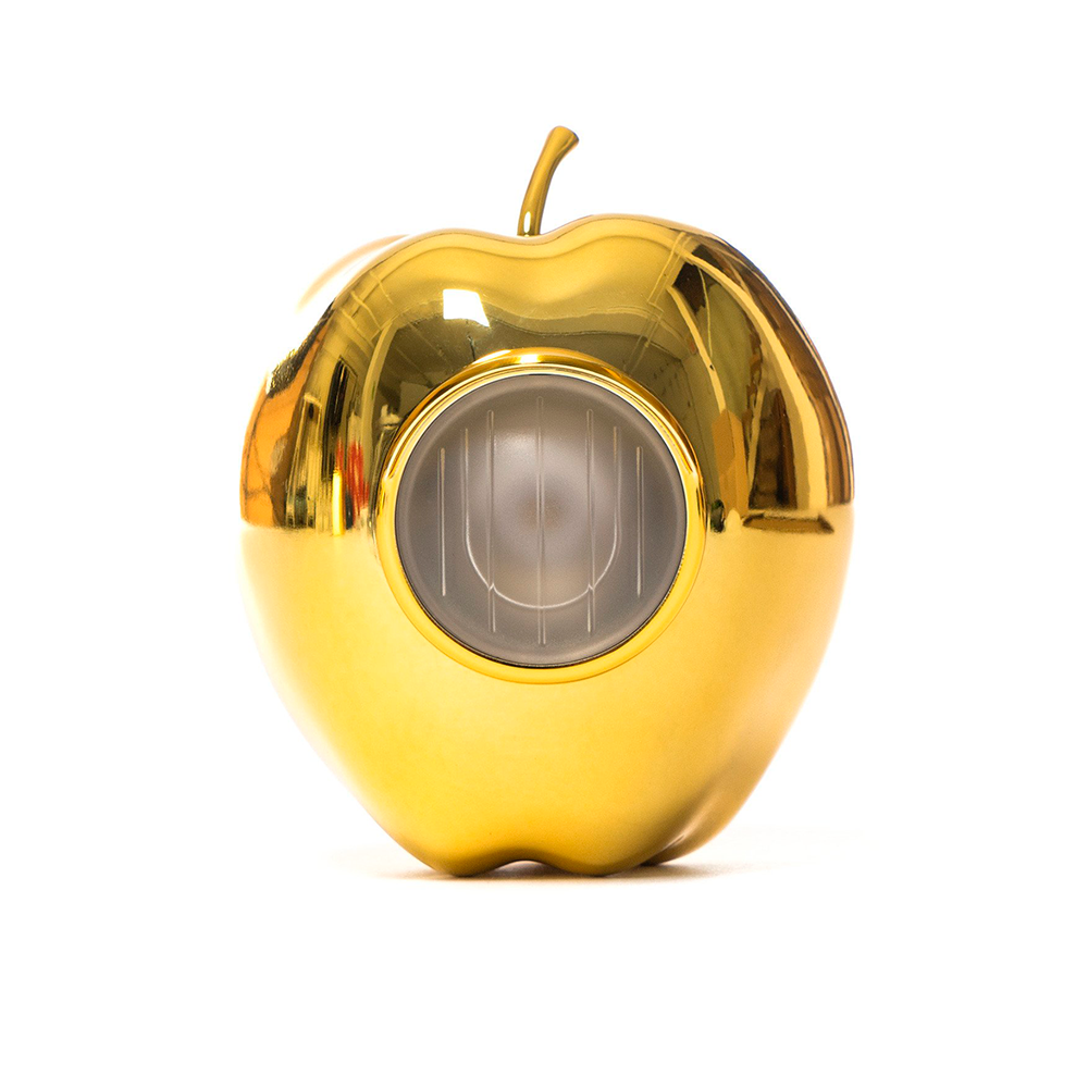 UNDERCOVER X MEDICOM / GILAPPLE GOLDEN LIGHT