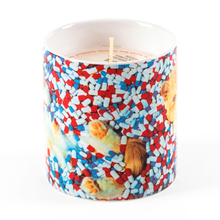 Load image into Gallery viewer, TOILETPAPER SCENTED CANDLE - CATS &amp; PILLS / SELETTI

