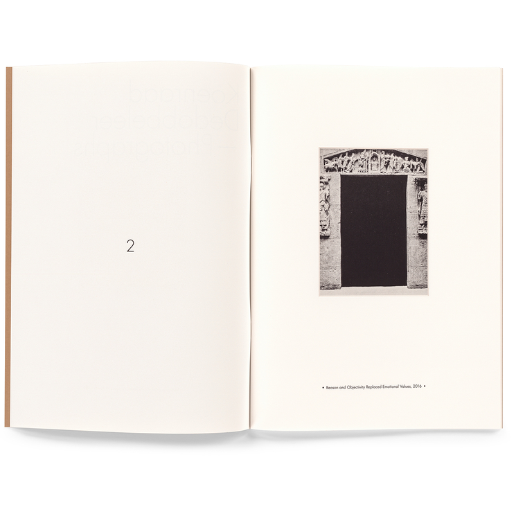 KOENRAAD DEDOBBELEER - WALL / TRIANGLE BOOKS